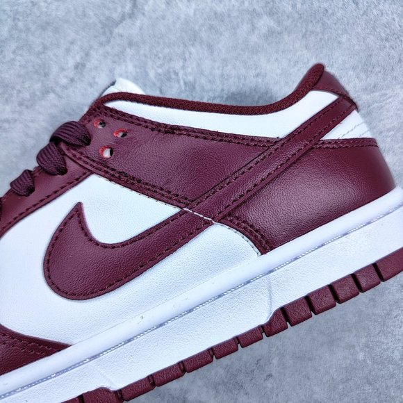 Nike dunk Sneakers - Picture 8 of 9